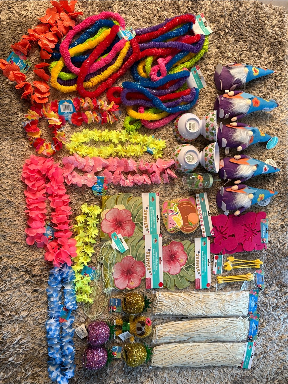 New huge lot Hawaiian theme Luau Party Lei Sets table decor etc!